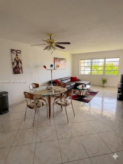 1530 NE 191st St , Unit 305, Miami, FL 33179 Photo