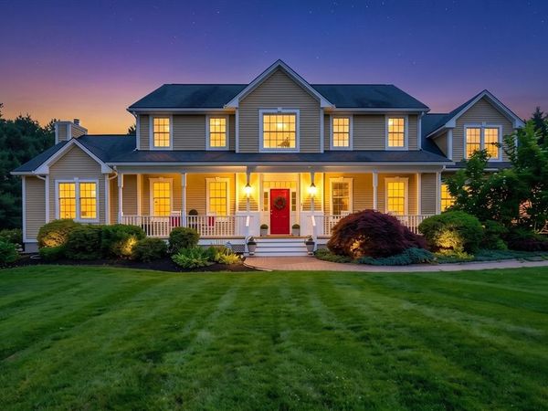 36 Magnolia Lane, Grafton, MA 01536
