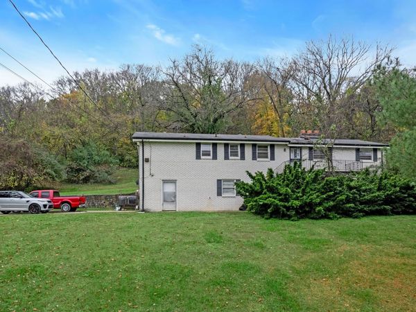 4081 Fairmeade Dr, Nashville, TN 37218
