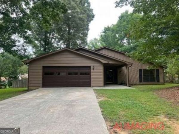 415 Hickory Fork, College Park, GA 30349