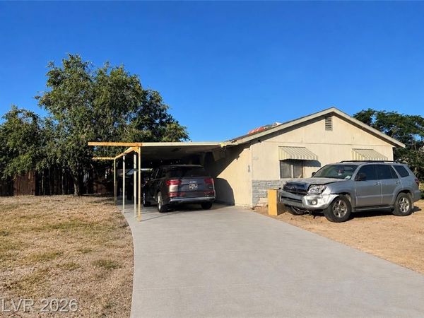 2124 Kenneth Road, North Las Vegas, NV 89030