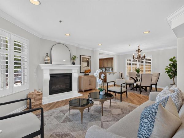 2435 Florencita W, Unit 105, Montrose, CA 91020
