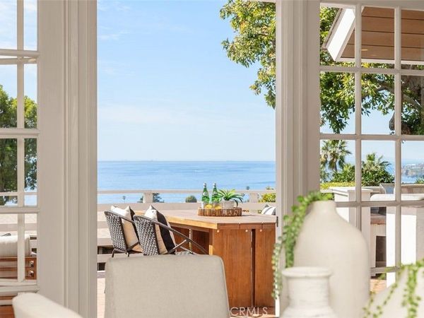 590 Diamond Street, Laguna Beach, CA 92651