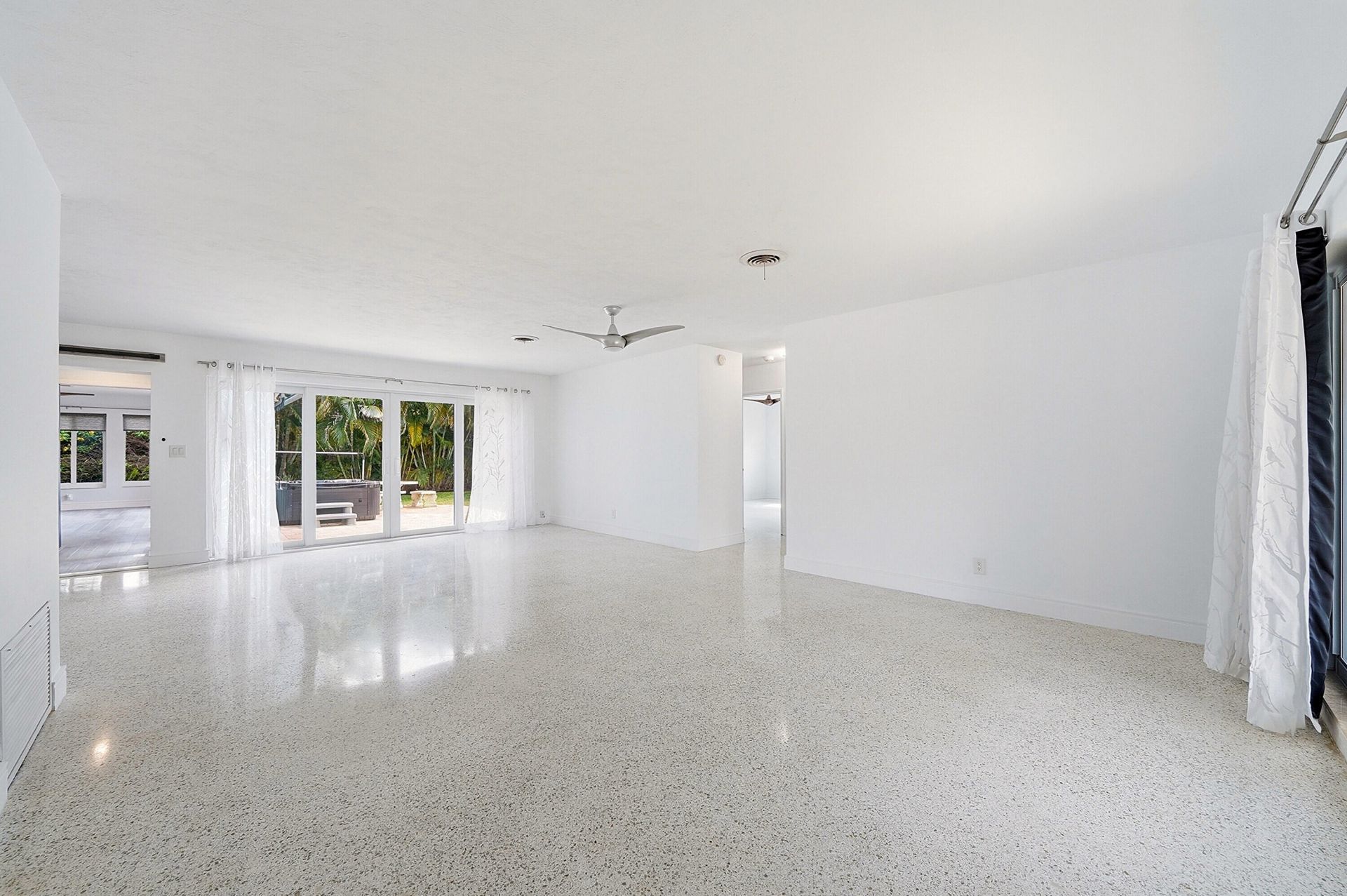 1985 Ocean Mist Drive, Lauderdale by the Sea, FL 33062 Photo