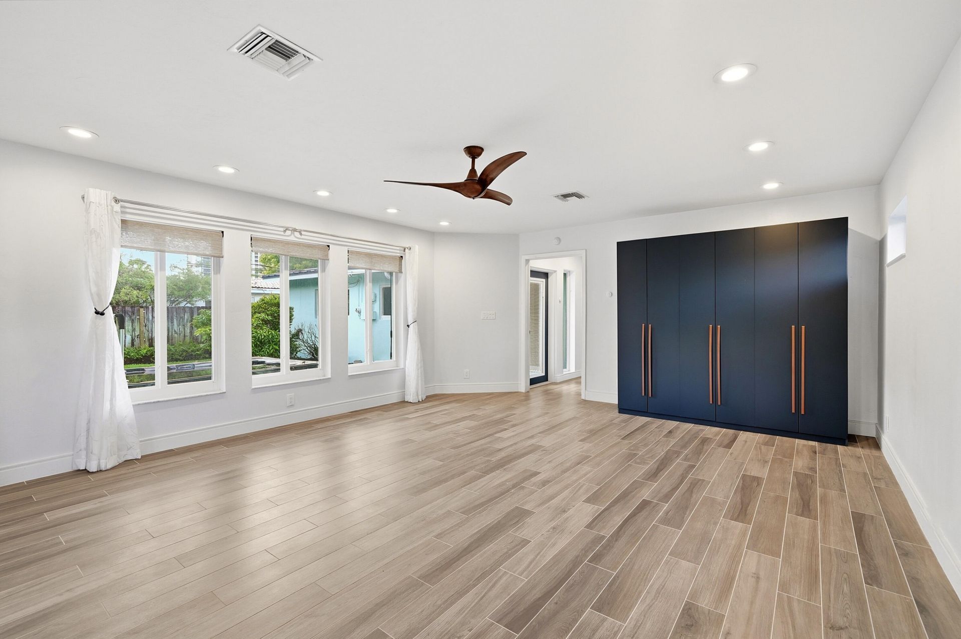 1985 Ocean Mist Drive, Lauderdale by the Sea, FL 33062 Photo