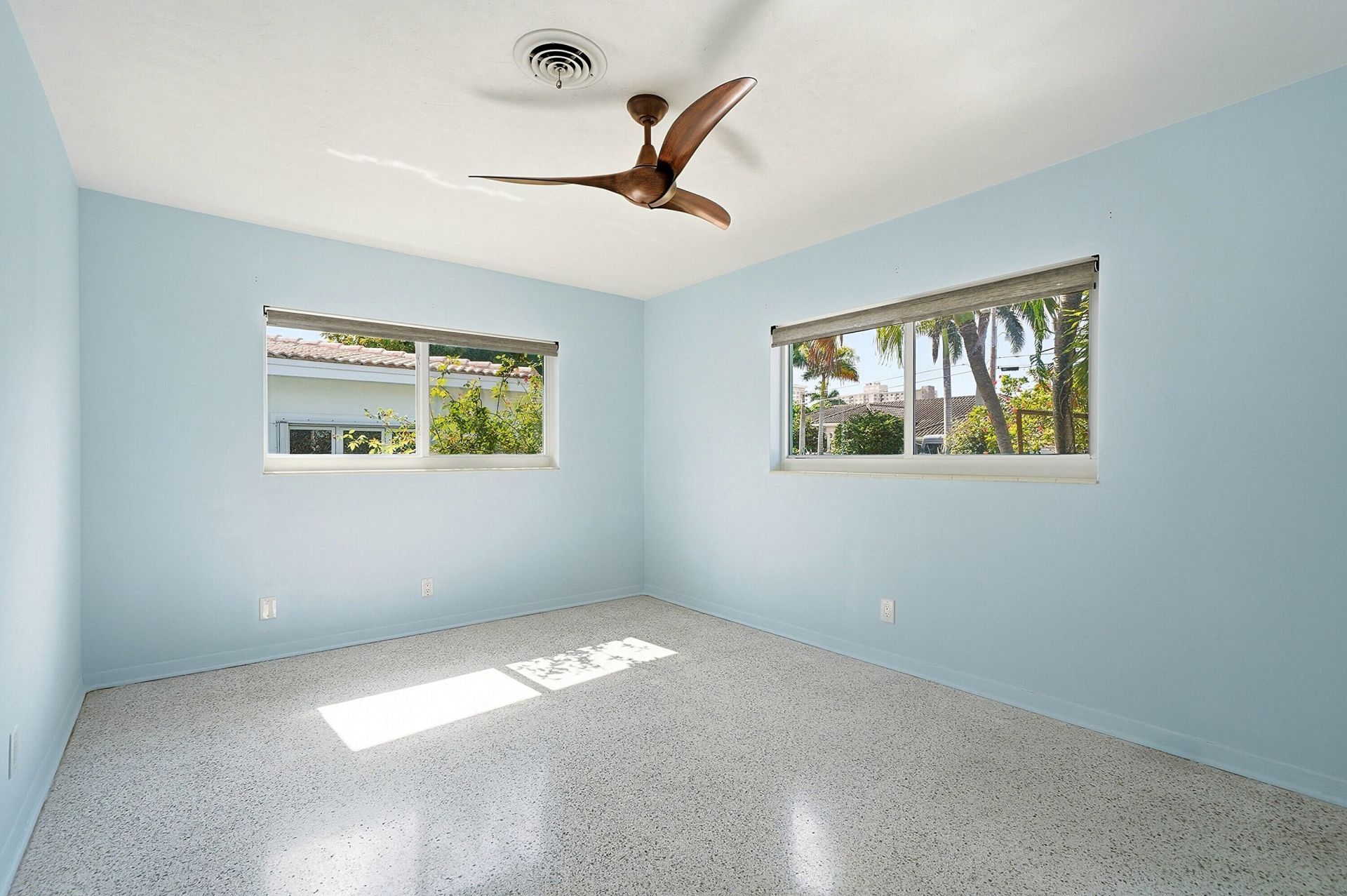 1985 Ocean Mist Drive, Lauderdale by the Sea, FL 33062 Photo