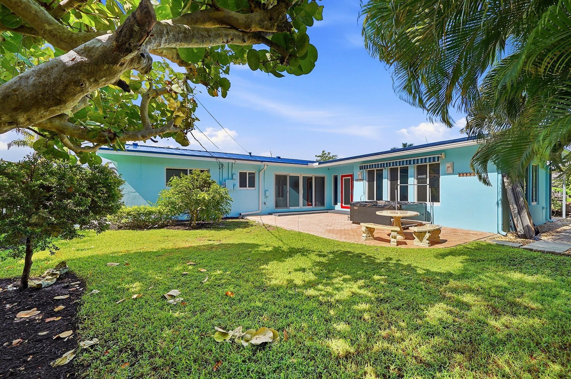 1985 Ocean Mist Drive, Lauderdale by the Sea, FL 33062 Photo