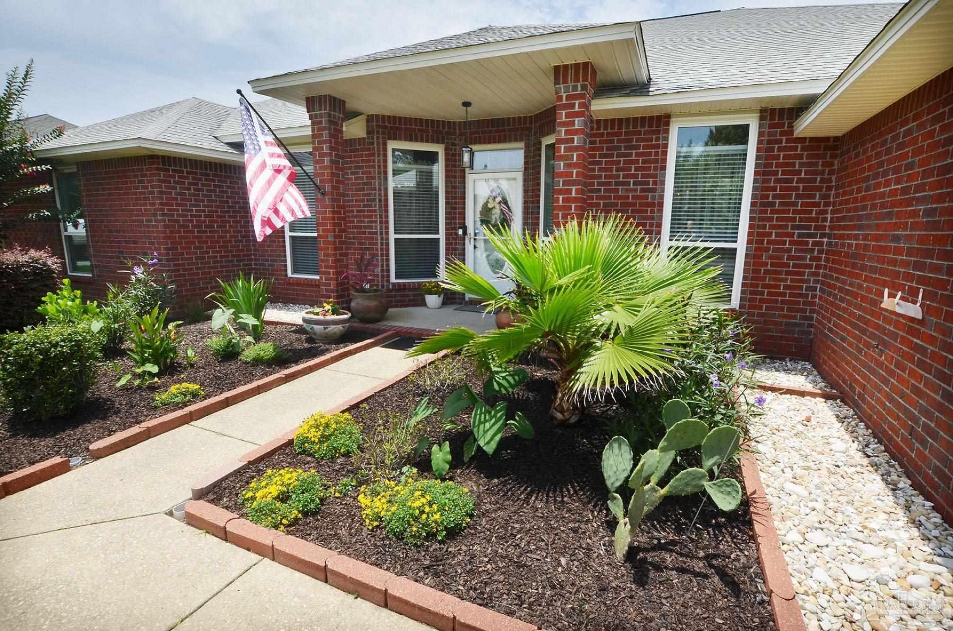 3005 Concho Dr, Pensacola, FL 32507 Main Photo