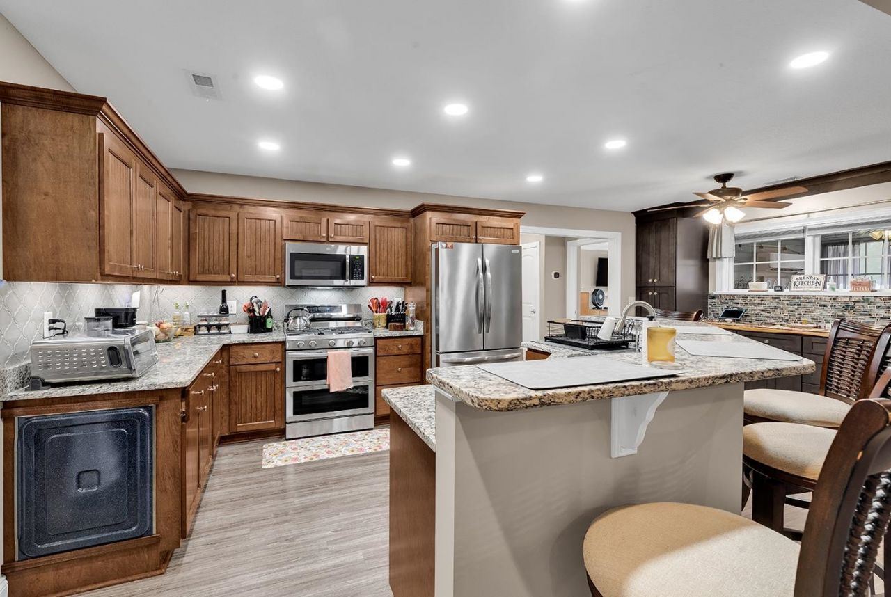 197 Penn Circle Photo 12