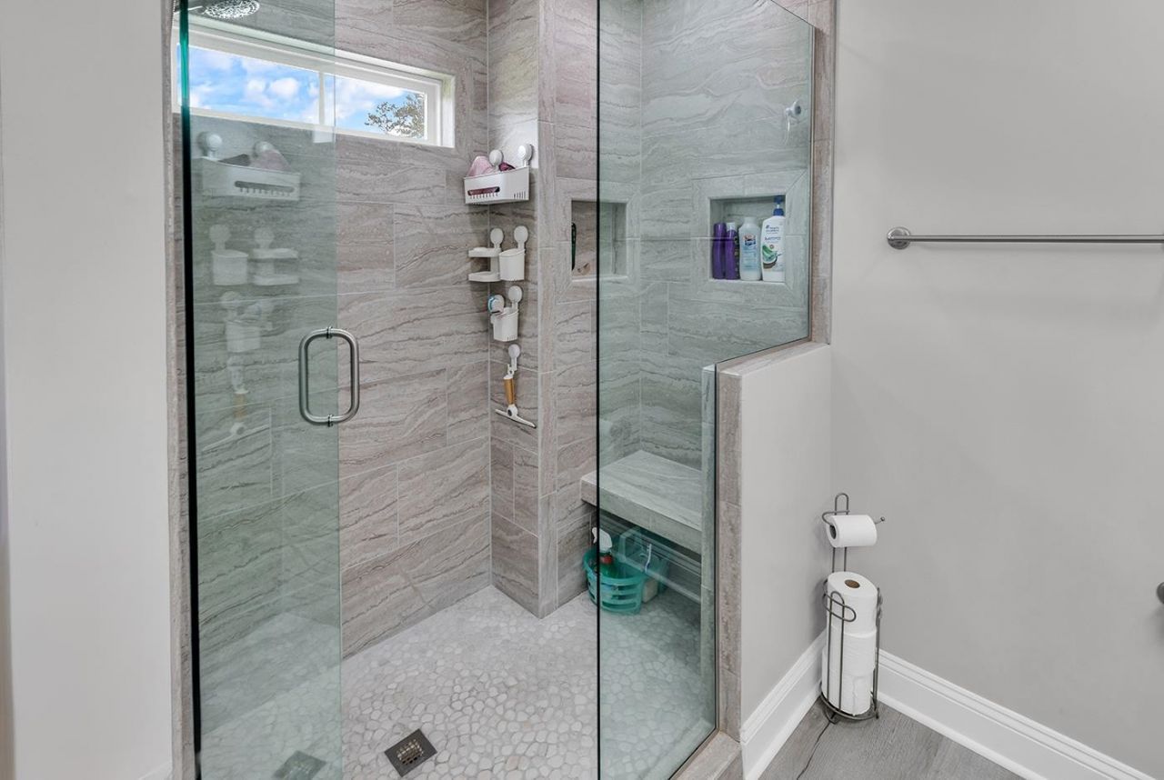 197 Penn Circle Photo 31