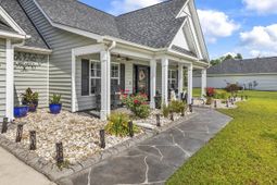 197 Penn Circle photo 4