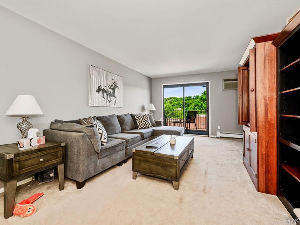 352 Central Avenue, Unit 10D, Scarsdale, NY 11221