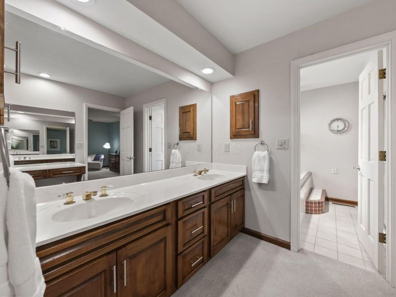 4671 Coach Road, Upper Arlington, OH 43220 Photo 32