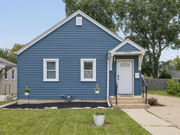 1215 W Jefferson Street , Joliet, IL 60435
