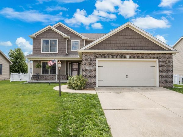 1705 OLIGER Drive , Mahomet, IL 61853