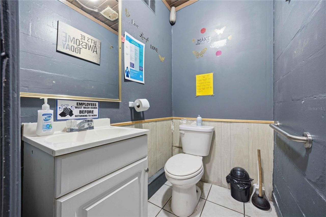 404 Eaker Street , Auburndale, FL 33823 Photo