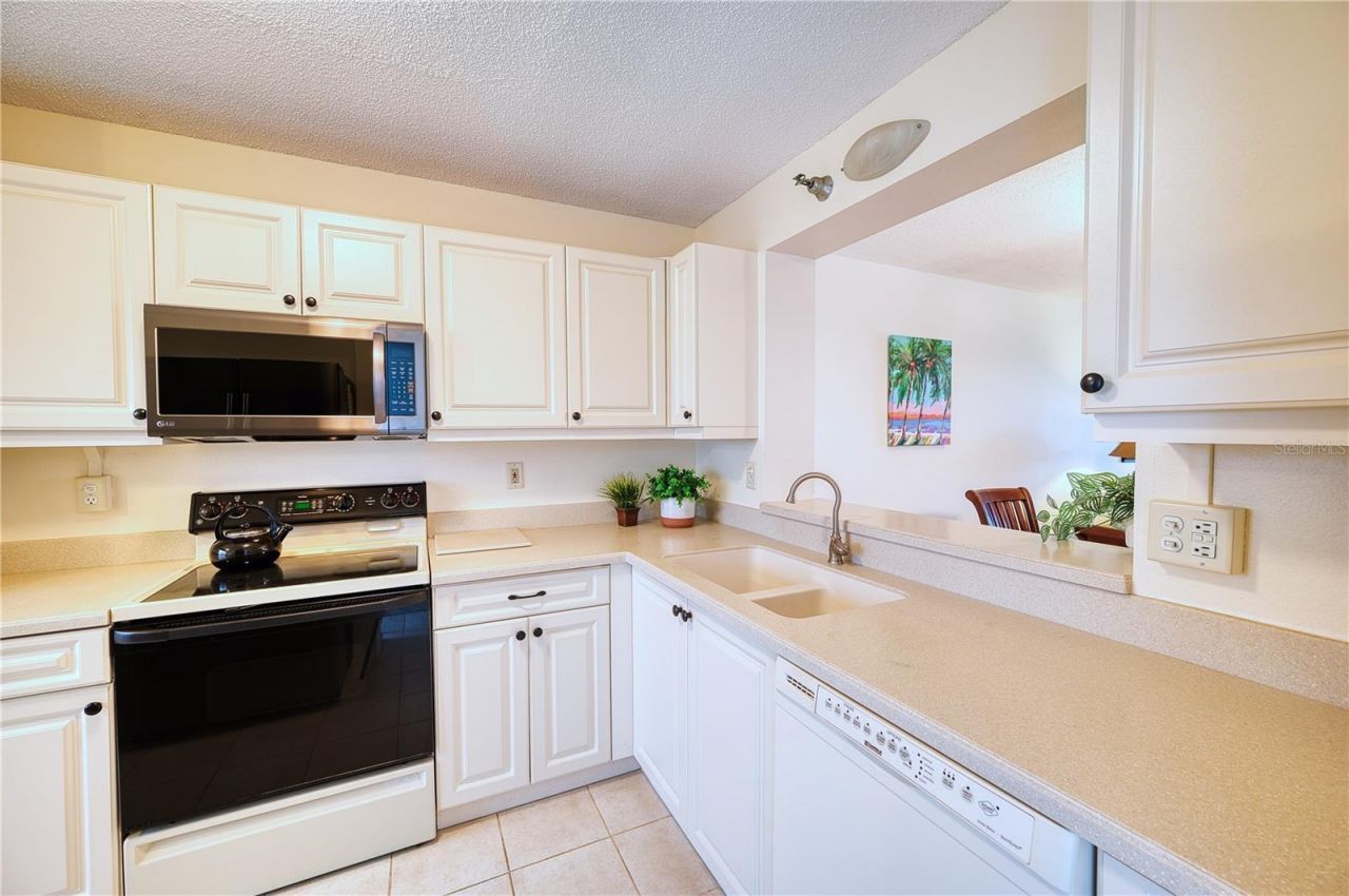 3780 Pinebrook Circle, Unit 504, Bradenton, FL 34209 Photo