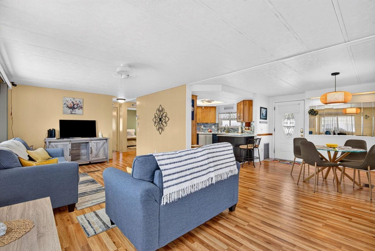 2107 Palma Sola Boulevard, Unit 17, Bradenton, FL 34209 Photo