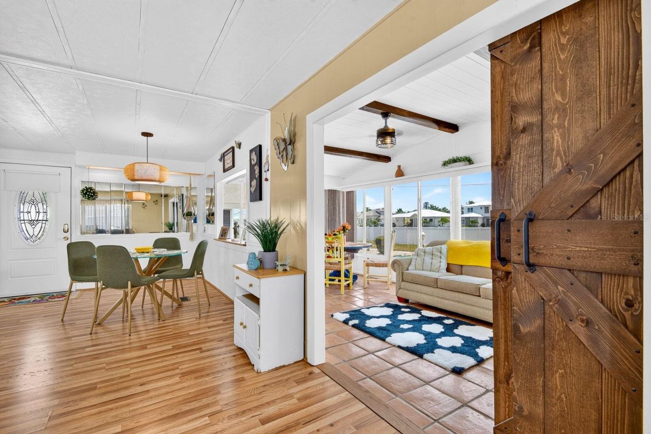 2107 Palma Sola Boulevard, Unit 17, Bradenton, FL 34209 Photo