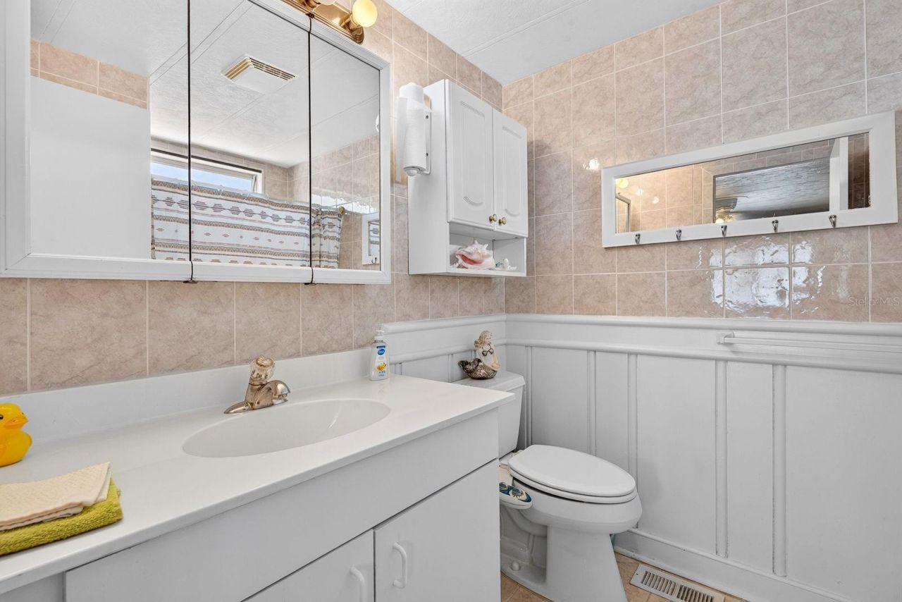 2107 Palma Sola Boulevard, Unit 17, Bradenton, FL 34209 Photo