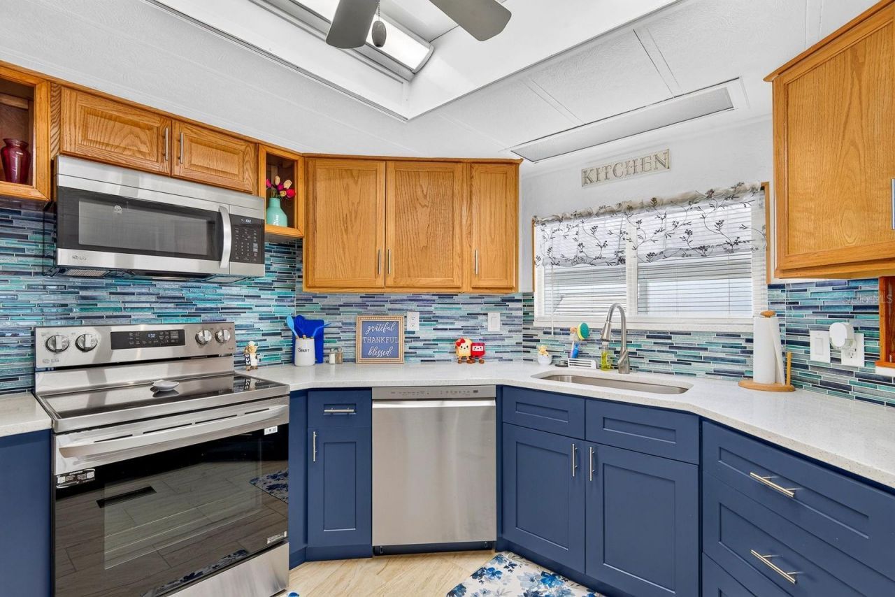 2107 Palma Sola Boulevard, Unit 17, Bradenton, FL 34209 Photo
