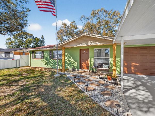 8411 WESTRIDGE DRIVE , TAMPA, FL 33615
