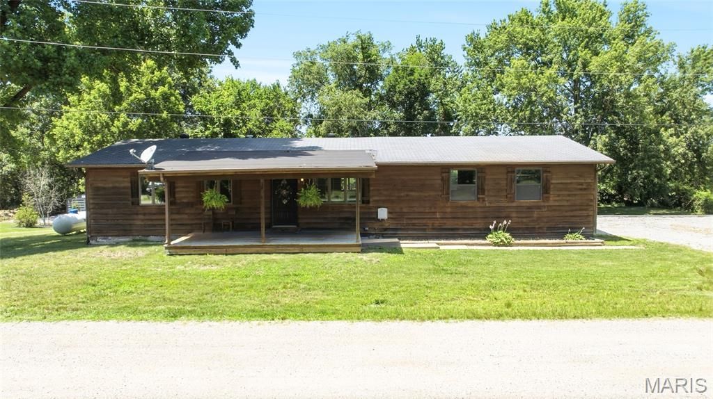 107 Red Deer Lane , O Fallon, MO 63366 Main Photo