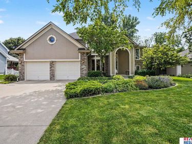 503 W Centennial Road, Papillion, NE 68046