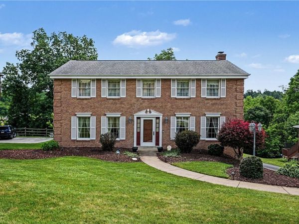 263 Clare Dr, Canonsburg, PA 15317