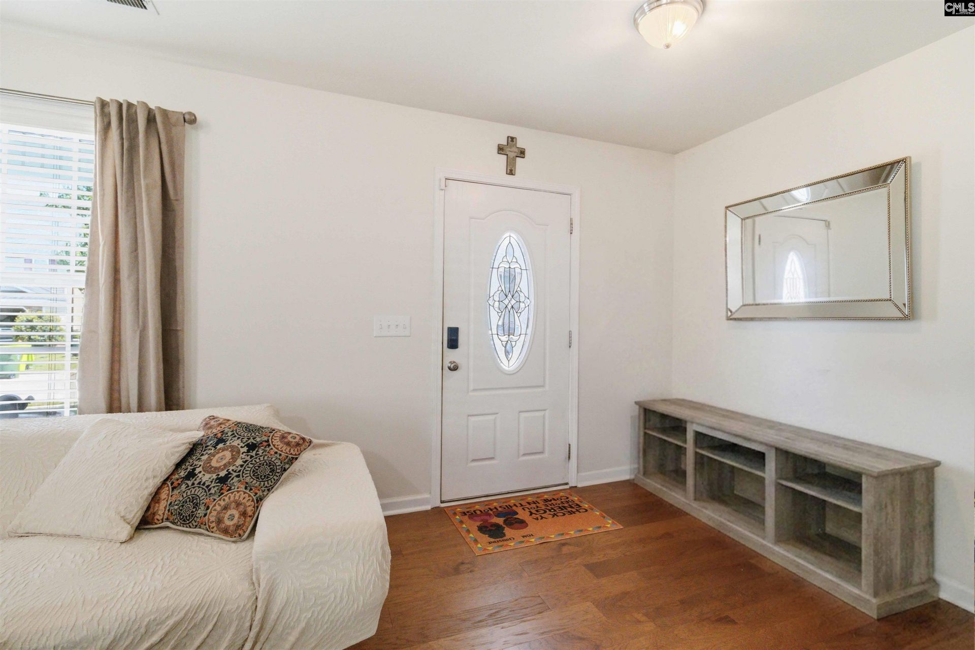 536 Mansfield Lane Photo 7