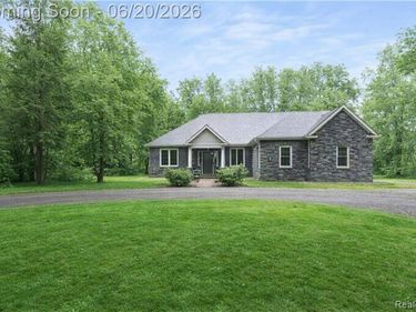 790 Grange Hall Road, Groveland Twp, MI 48462