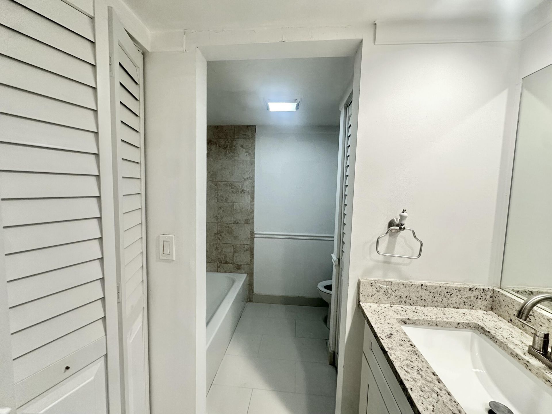173 Lake Arbor Drive, Palm Springs, FL 33461 Photo