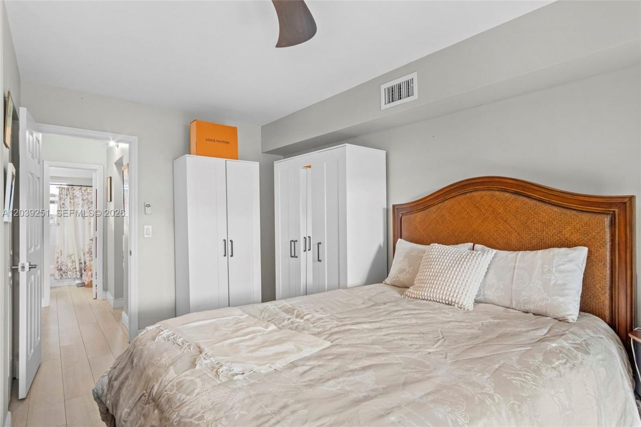19 Abbey Ln , Unit 104, Delray Beach, FL 33446 Photo