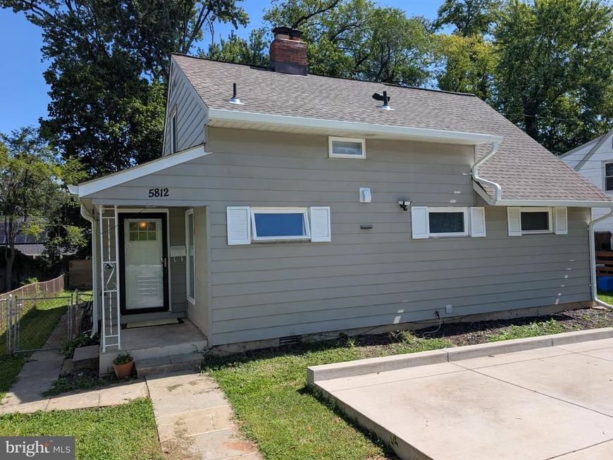 5812 Wainwright Avenue, Rockville, MD 20851 Main Photo