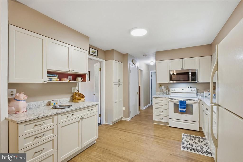9810 GOLDEN RUSSET DRIVE, DUNKIRK, MD 20754