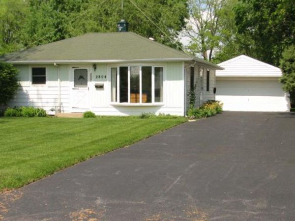 2804 School Drive , Rolling Meadows, IL 60008