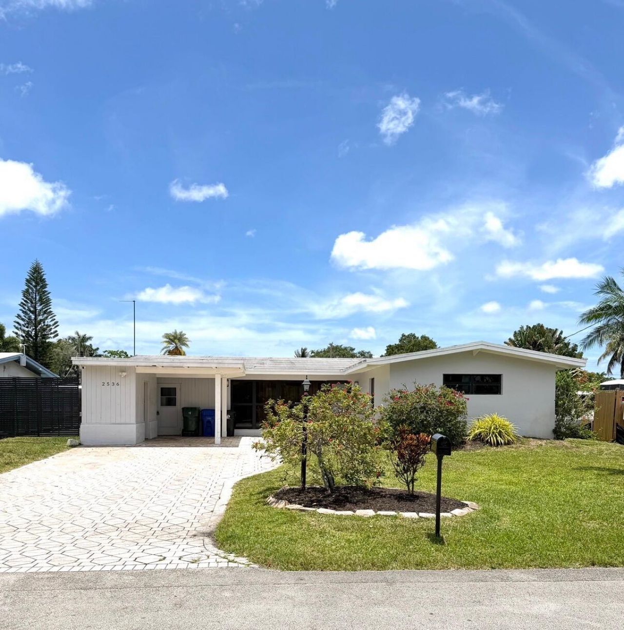 2536 Gulfstream Lane, Fort Lauderdale, FL 33312 Main Photo