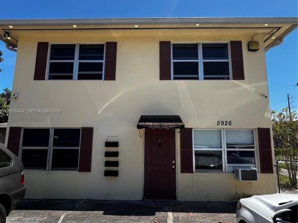 5926 Wiley St, Unit 3, Hollywood, FL 33023