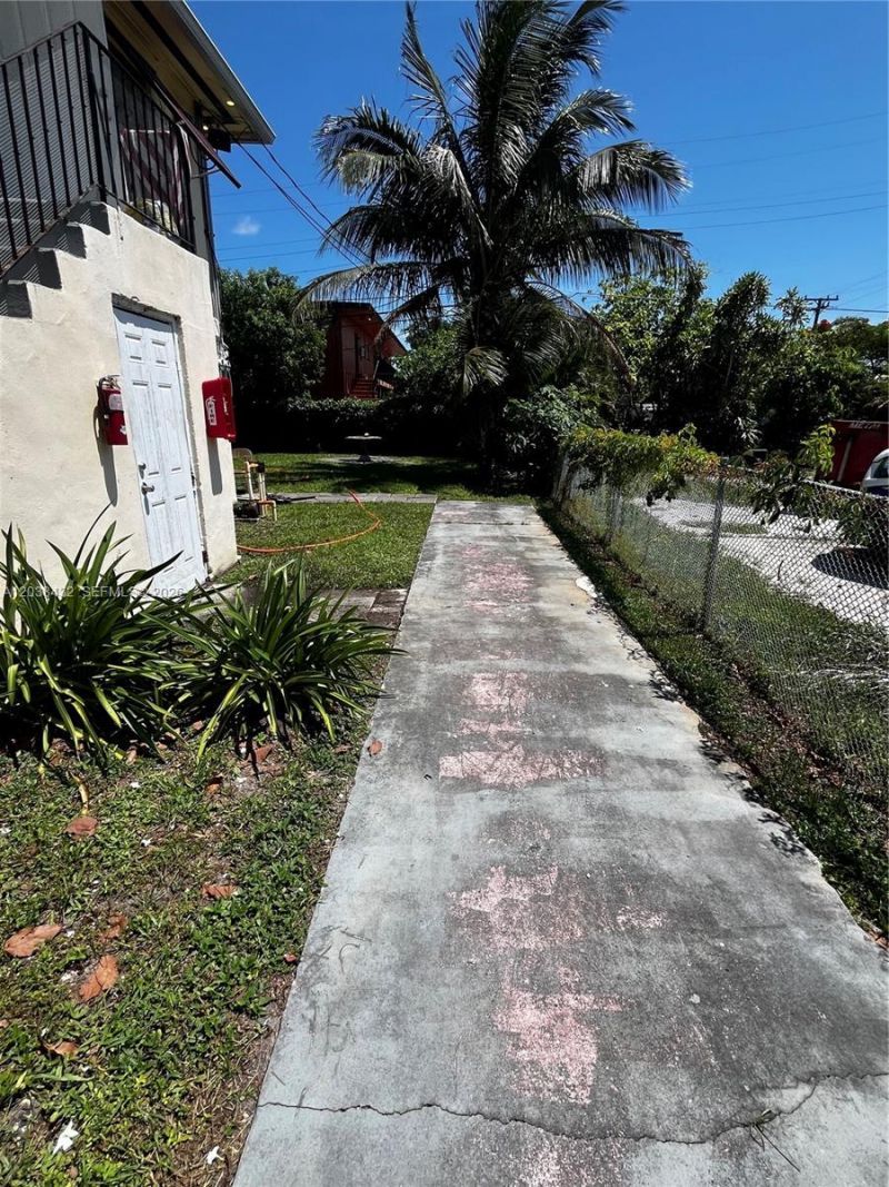 5926 Wiley St, Unit 3, Hollywood, FL 33023 Photo