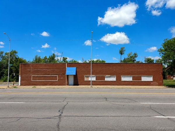 13303 Gratiot Avenue, Detroit, Mi 48205