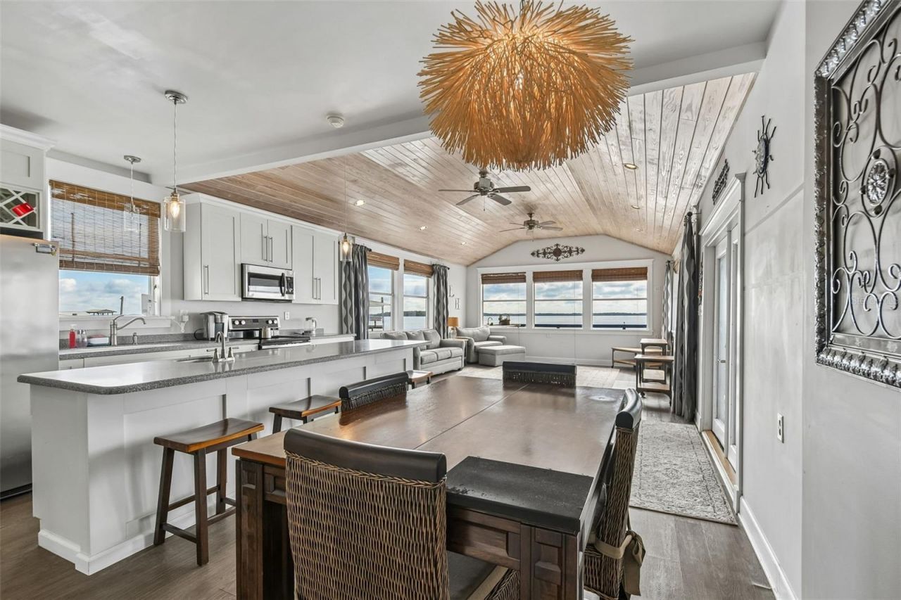 21 S Lake Street, Crescent City, FL 32112 Photo