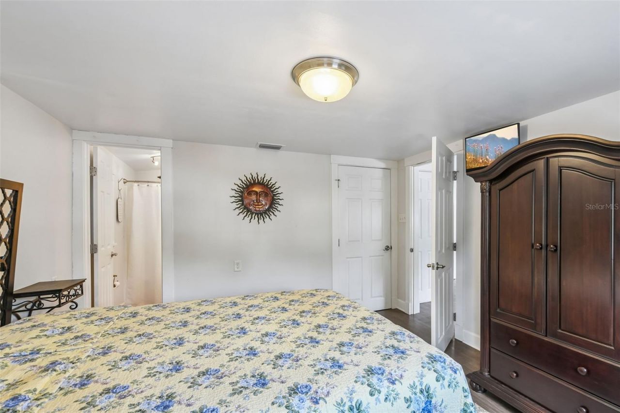 21 S Lake Street, Crescent City, FL 32112 Photo
