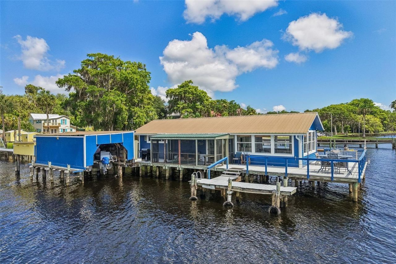 21 S Lake Street, Crescent City, FL 32112 Photo