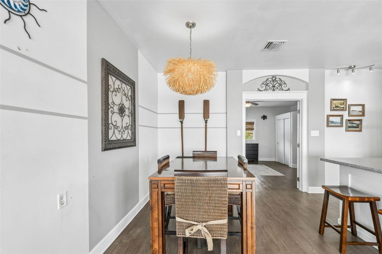 21 S Lake Street, Crescent City, FL 32112 Photo
