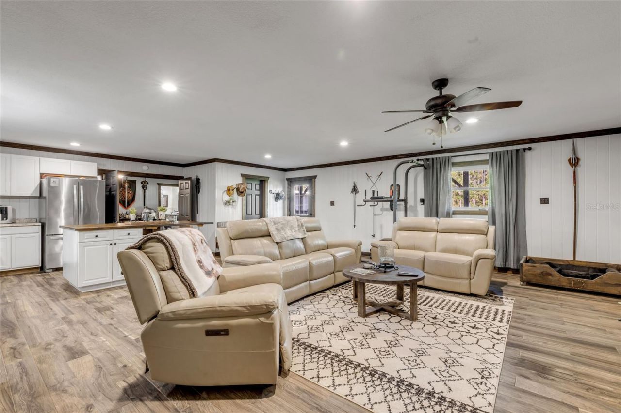 2195 W Poinsettia Drive, Port Orange, FL 32128 Photo