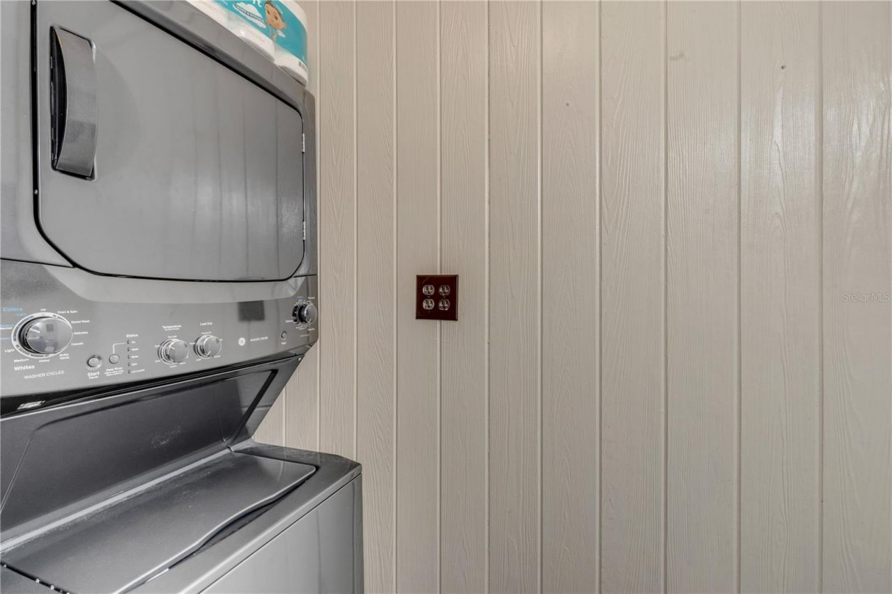 2195 W Poinsettia Drive, Port Orange, FL 32128 Photo