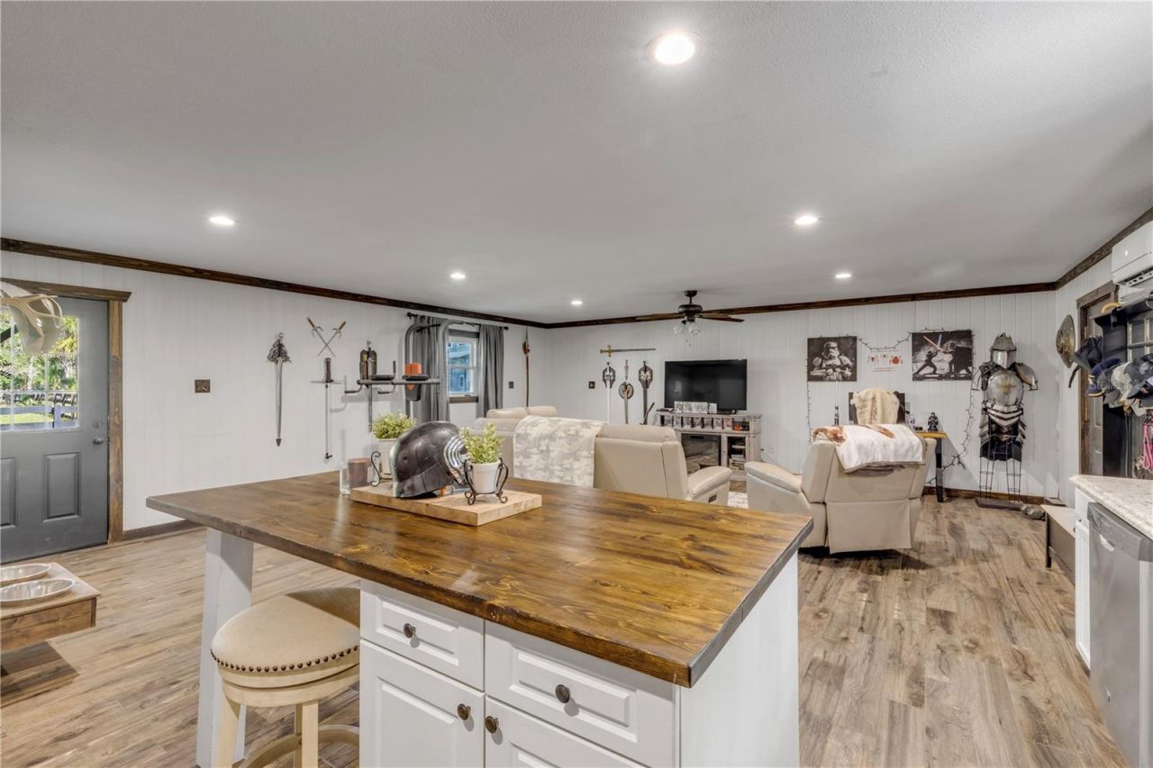 2195 W Poinsettia Drive, Port Orange, FL 32128 Photo