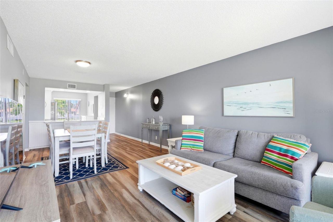 6105 Palma Del Mar Boulevard S, Unit 219, Saint Petersburg, FL 33715 Photo