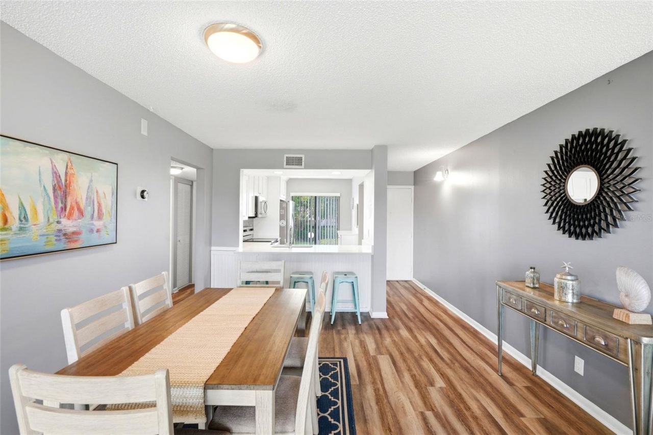 6105 Palma Del Mar Boulevard S, Unit 219, Saint Petersburg, FL 33715 Photo
