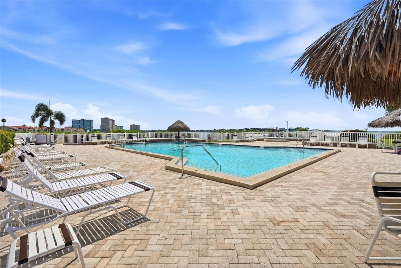 6105 Palma Del Mar Boulevard S, Unit 219, Saint Petersburg, FL 33715 Photo